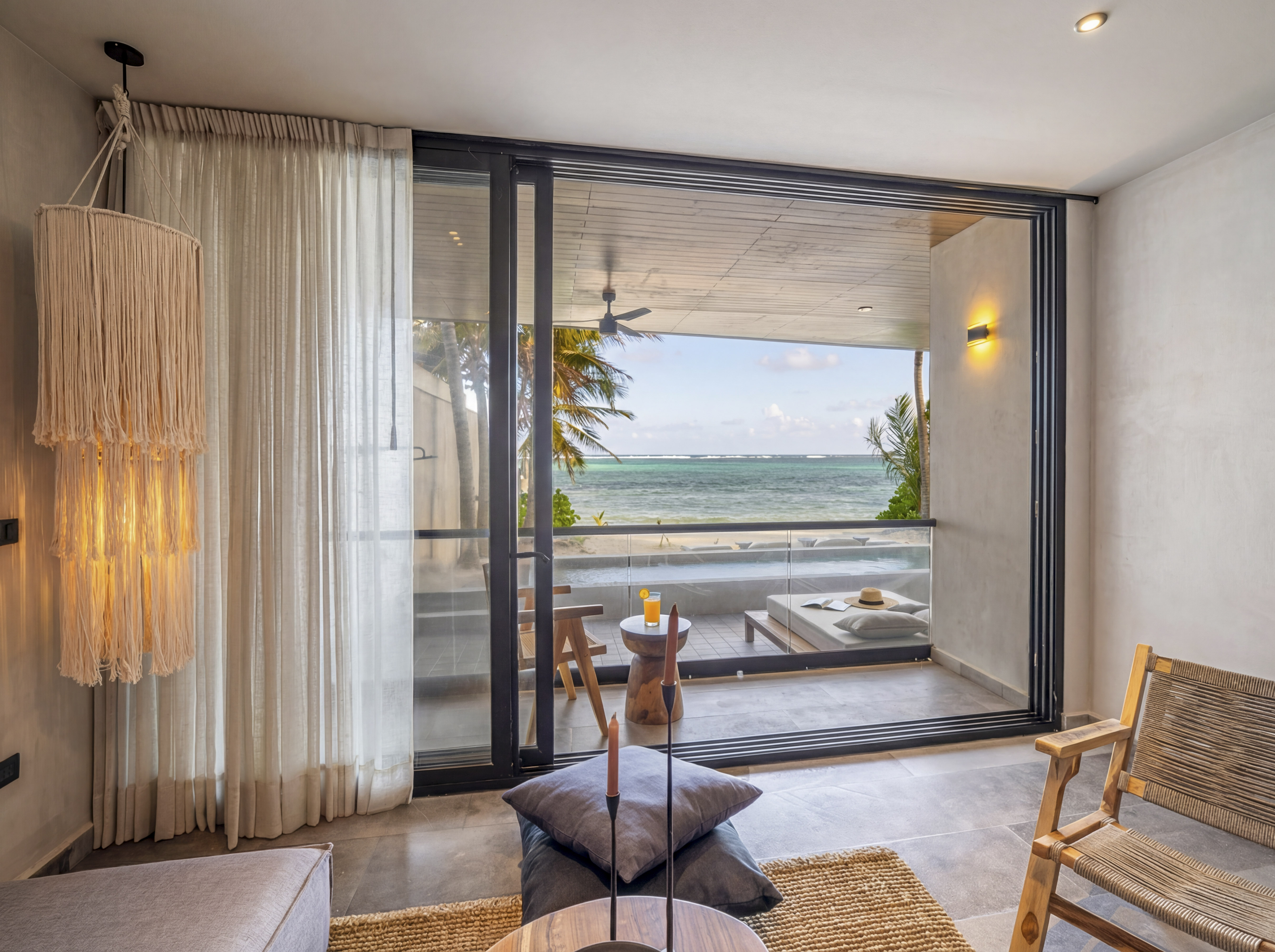 Arena Beach Residence